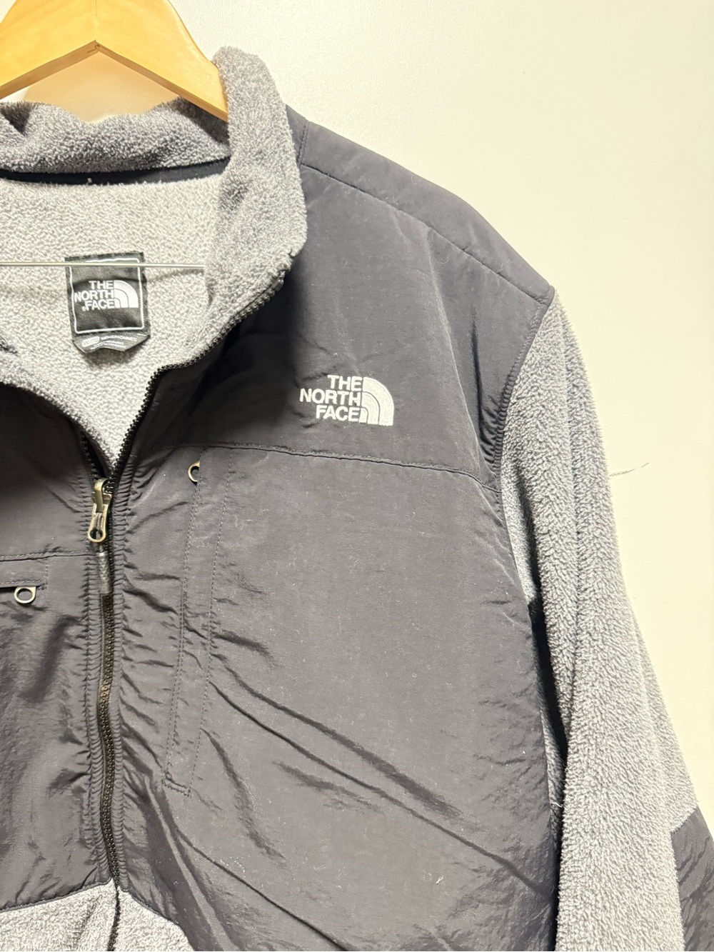 The North Face Men’s Gray and Black Hybrid Fleece Jacket - Picture 2 of 6